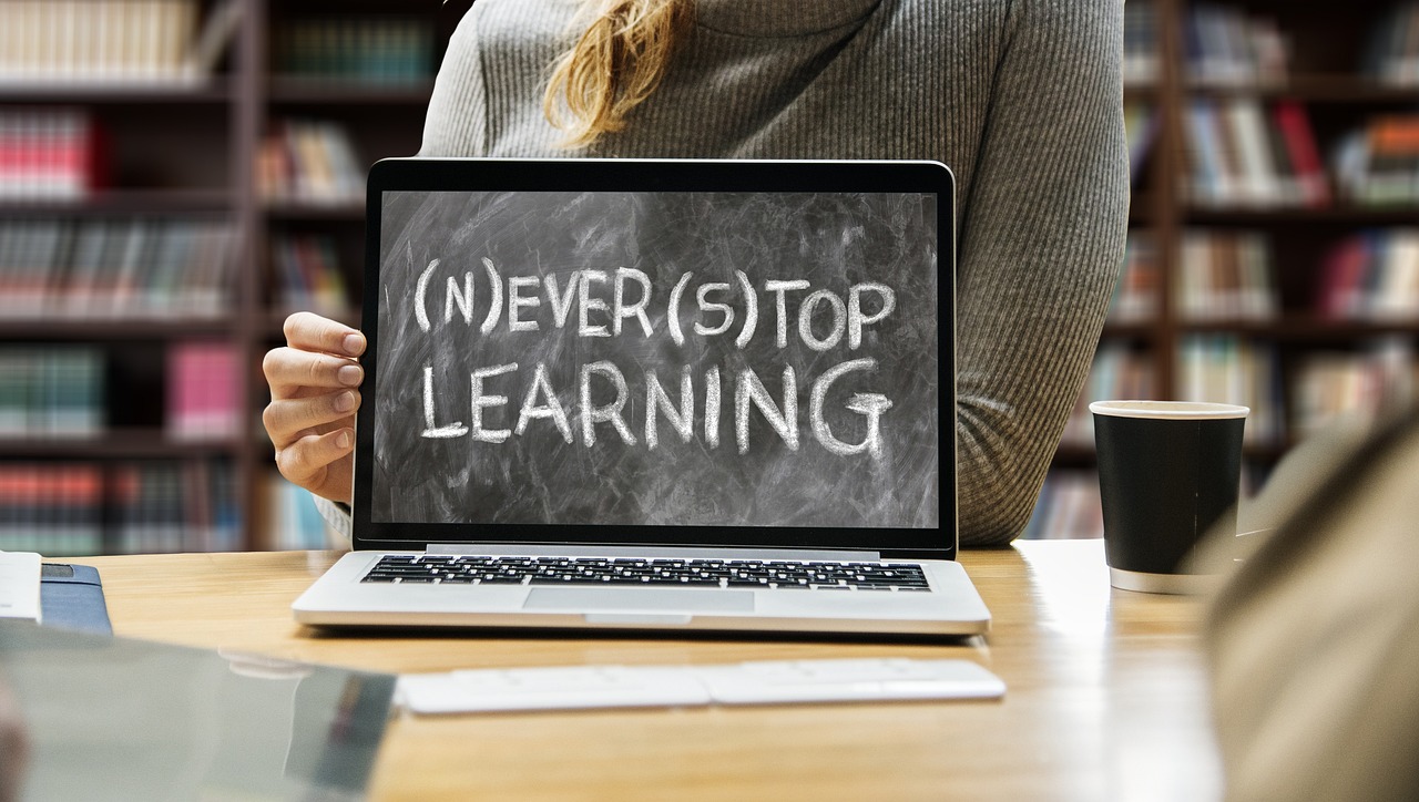 プログラミング学習に役立つおすすめゲームは？